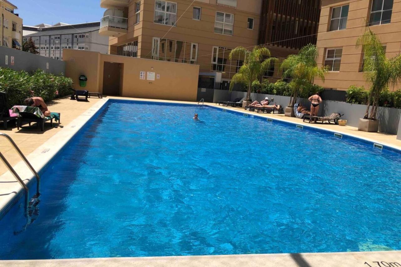 Westone Suite710-Hosted By Sweetstay Gibraltar Bagian luar foto