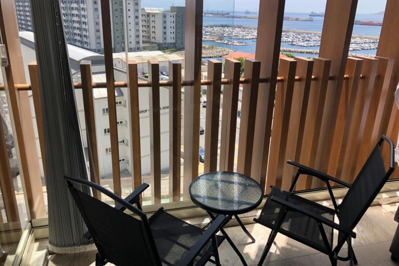 Westone Suite710-Hosted By Sweetstay Gibraltar Bagian luar foto