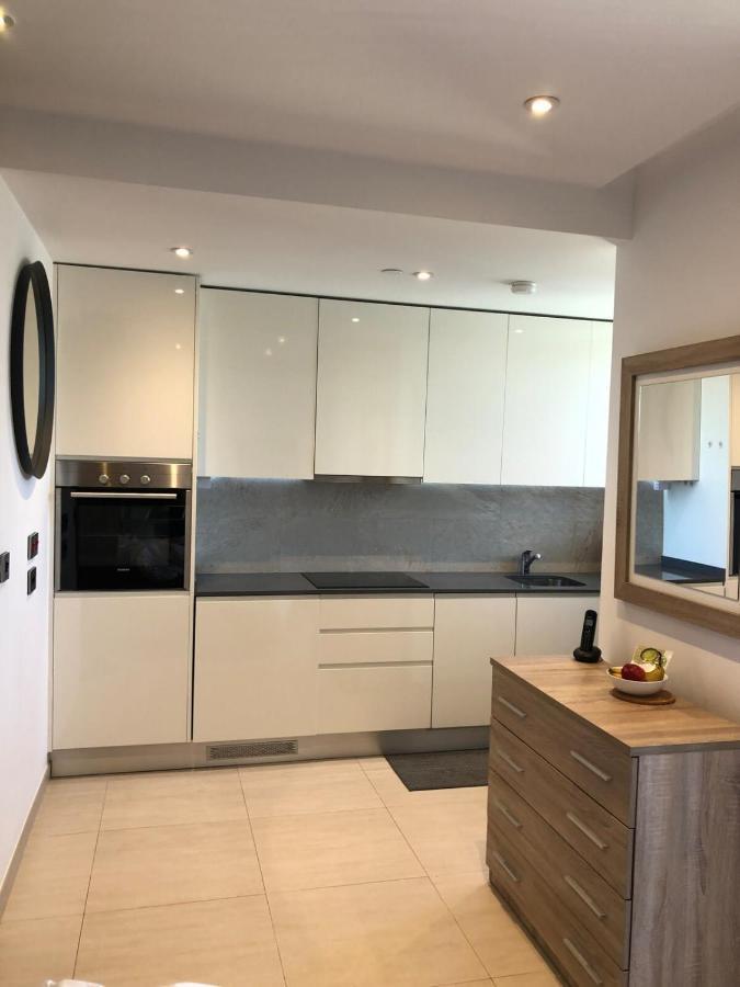 Westone Suite710-Hosted By Sweetstay Gibraltar Bagian luar foto